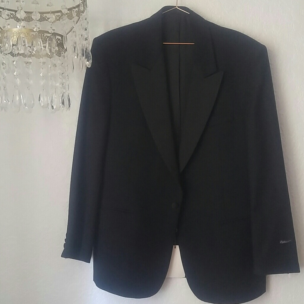 Tuxedo Jacket Black Italian Wool SZ 31R